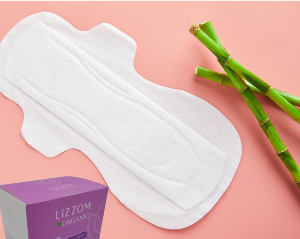 LiZZOM Organic THICK Night Pads, the pad: long, wider at the back, with wings